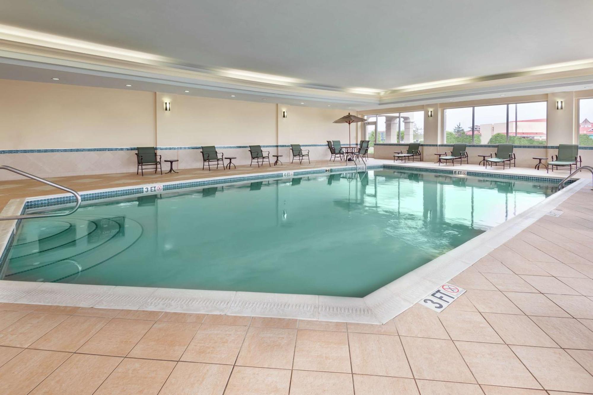 Hampton & Cleveland-beachwood 3* Beachwood