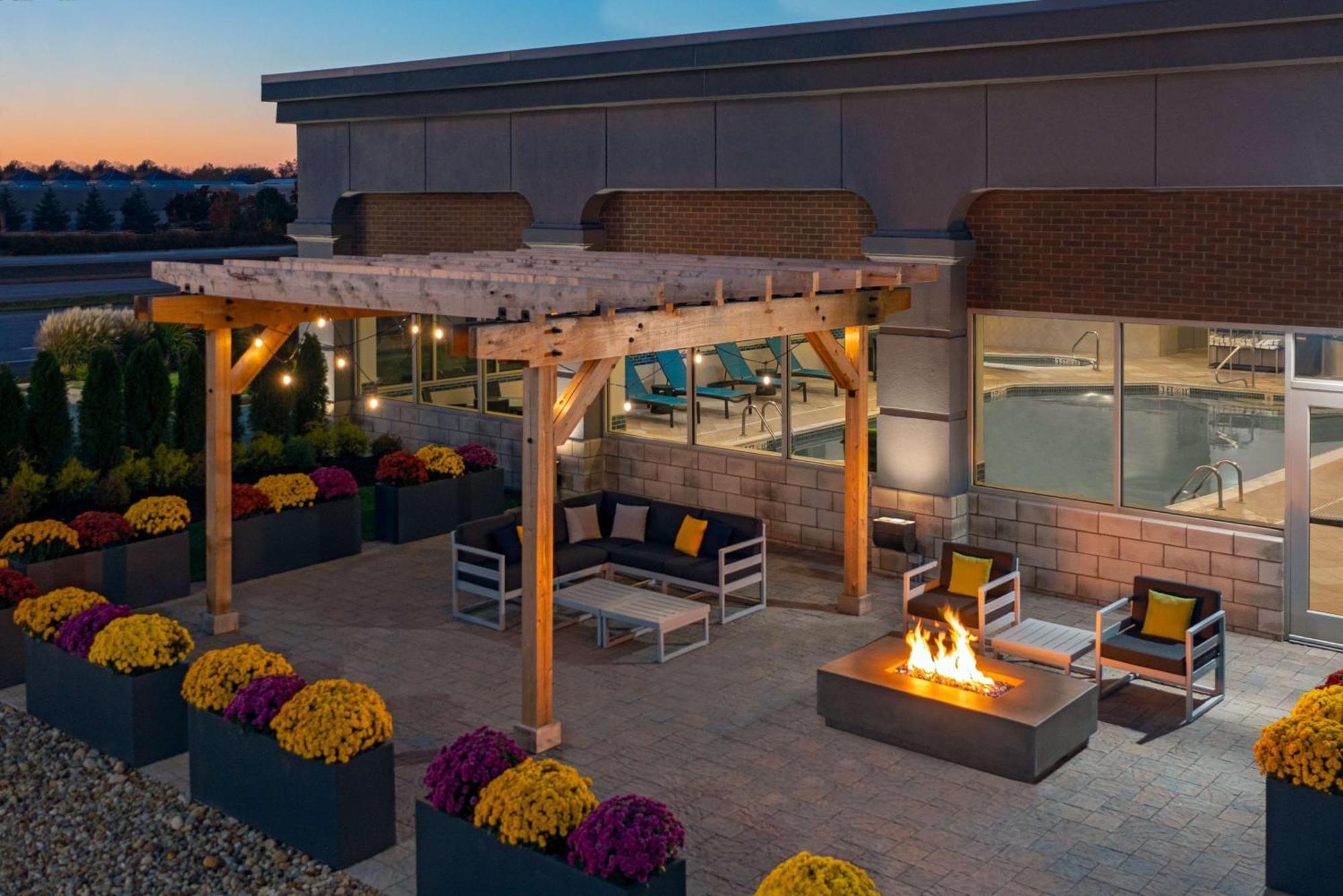 Hampton & Cleveland-beachwood Hotel Beachwood