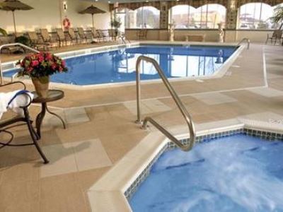 Hampton & Cleveland-beachwood Hotel
