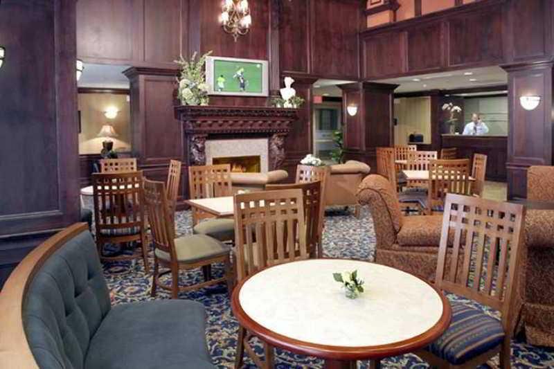 Hotel Hampton & Cleveland-beachwood 3*