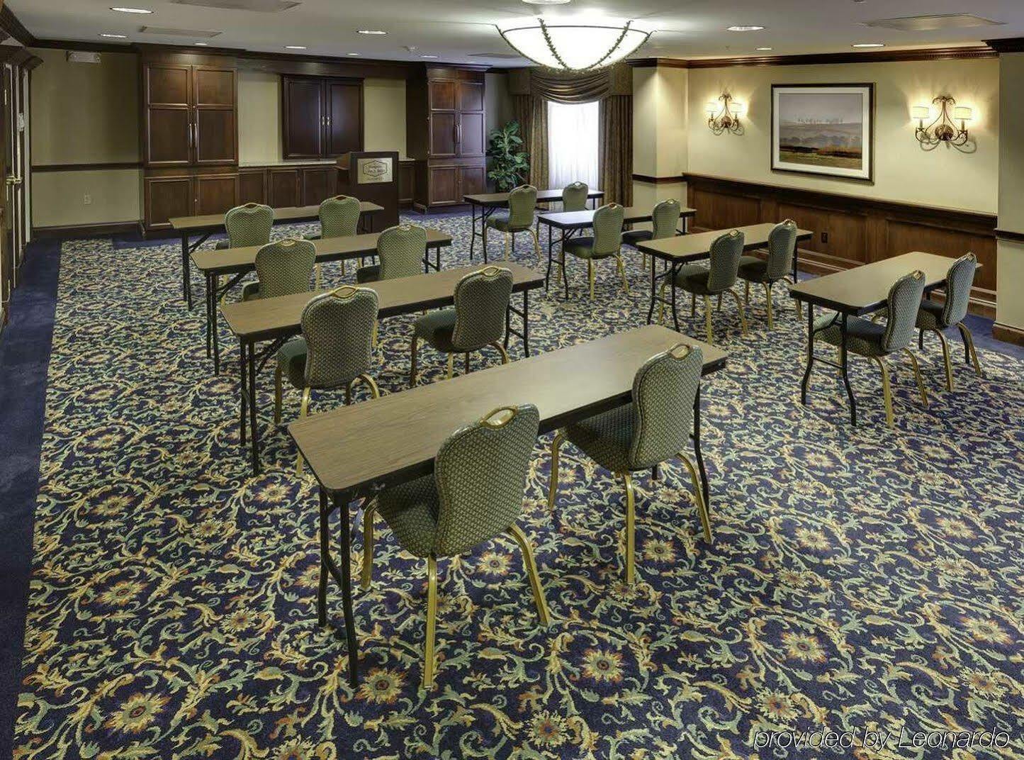 Hotel Hampton & Cleveland-beachwood